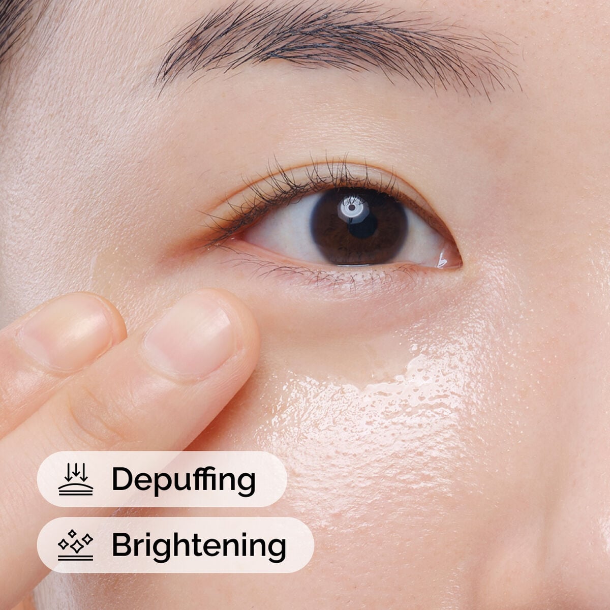 caffeine-solution-5-egcg-eye-serum-g0 ord-caffeine-solution-egcg-model-application-with-benefits.jpg