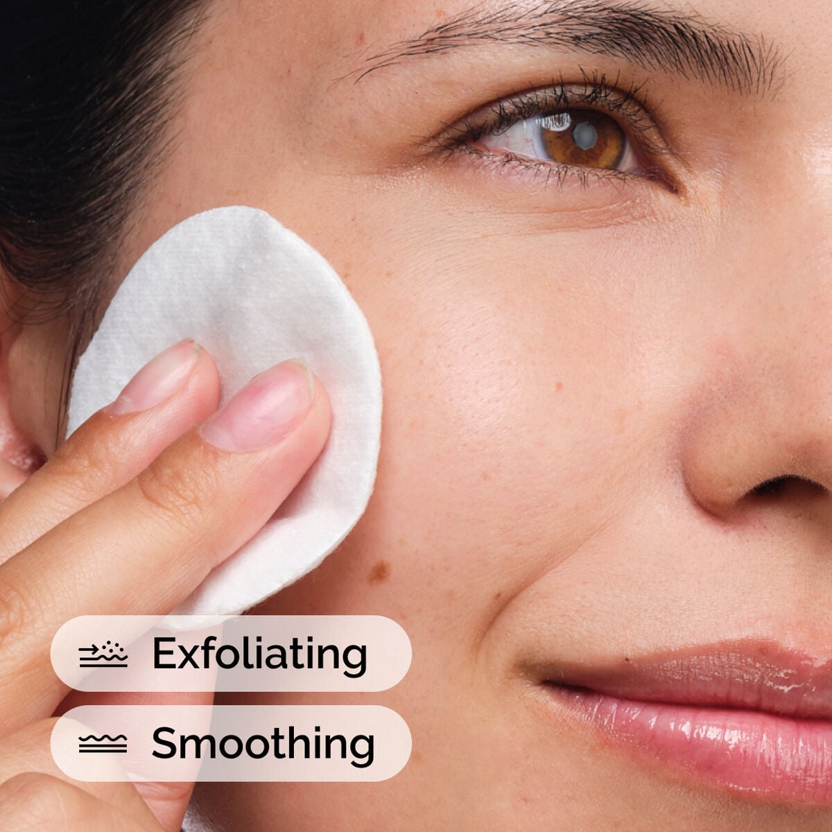 glycolic-acid-7-exfoliating-toner-k0 ord-glycolic-acid-exfoliating-toner-model-application-with-benefits.jpg
