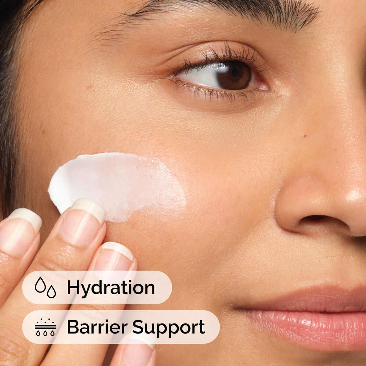 natural-moisturizing-factors-ha-z4 ord-natural-moisturizing-factors-ha-model-application-with-benefits.jpg